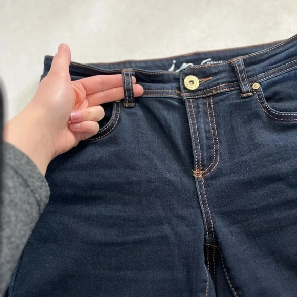 Inc International Concepts/ denim/ Skinny leg cropped jeans/Deep blue/ Size US 6 - Picture 8 of 12